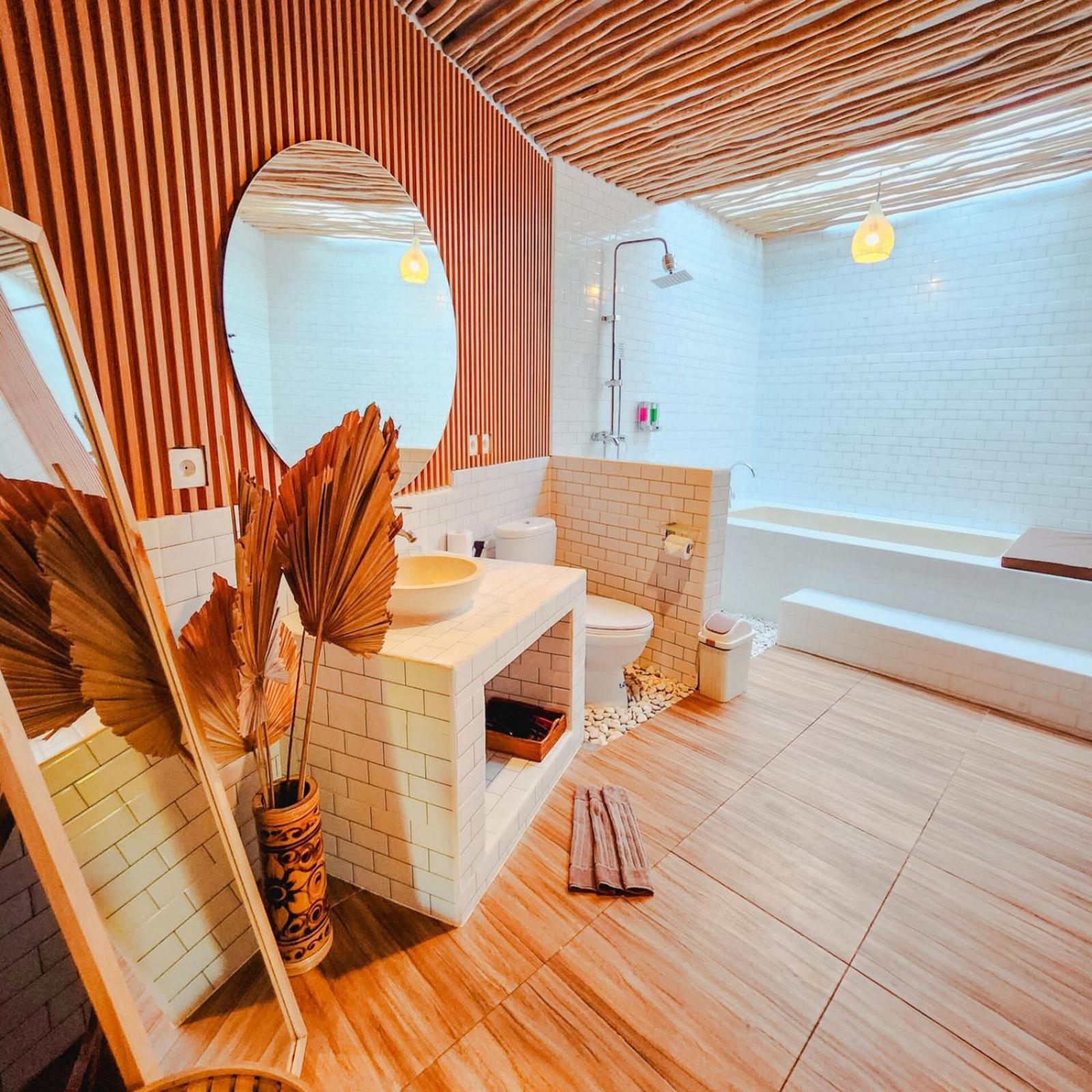 Agung Wiwin Homestay & Restaurant Mengwi Dış mekan fotoğraf